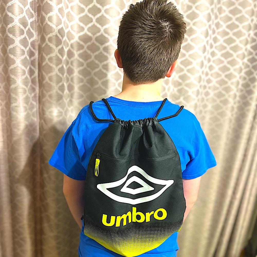 Umbro Black & Neon Yellow Drawstring Bag 💼